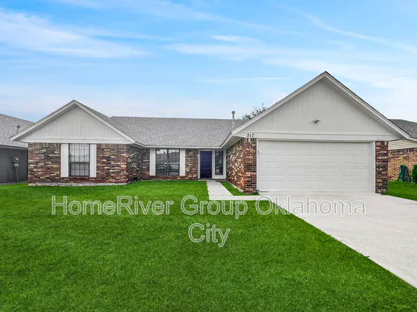 217 Out West Trl, Yukon, OK 73099