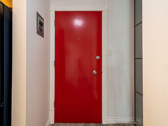 5th image of 14903 92nd Ave NW #302