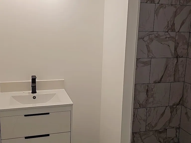 14 Amber Ln — Photo 3