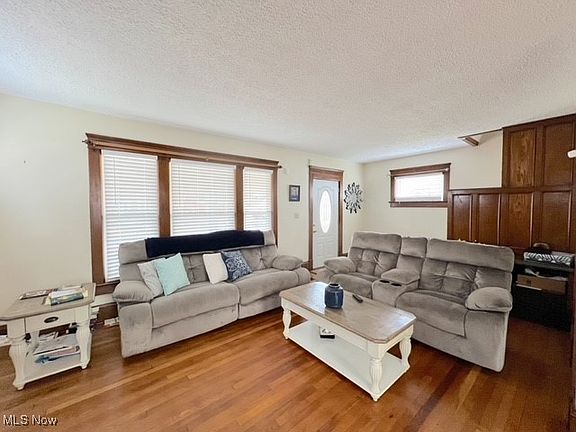 5th image of 1117 Dover Ave