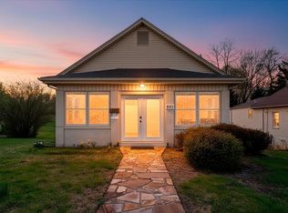 841 Bedford Rd, Vinton, VA 24179