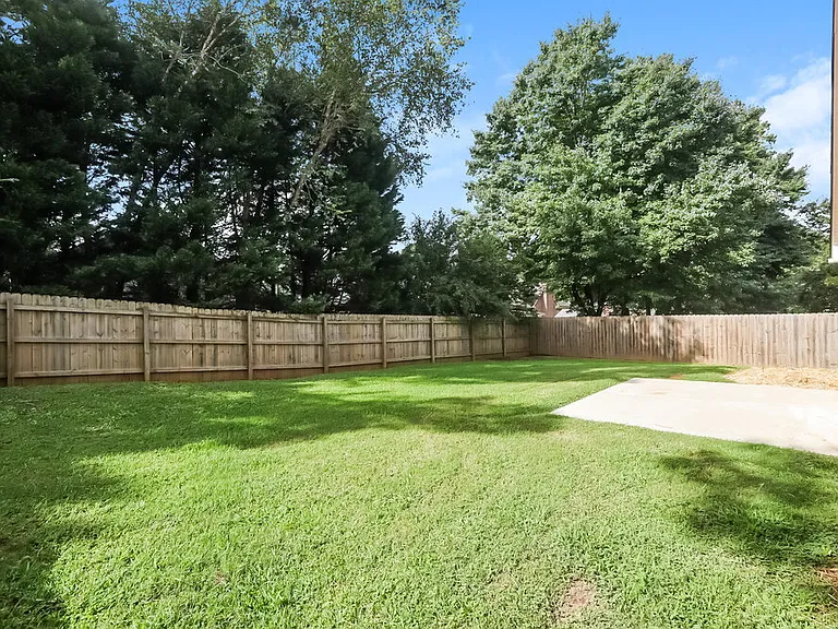 25 Cindy Cir — Photo 20