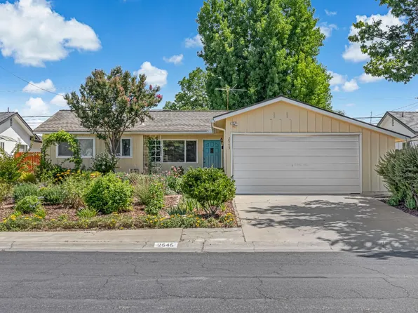 2545 De Witt Ave, Clovis, CA 93612