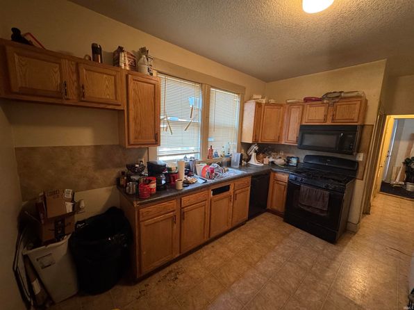 fort-wayne-indiana-73117678 picture