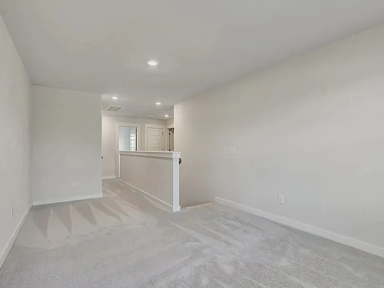 653 Birdie Dr — Photo 11