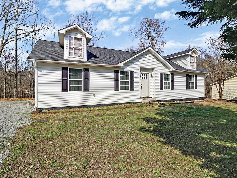 1st image of 826 Kings Hill Rd