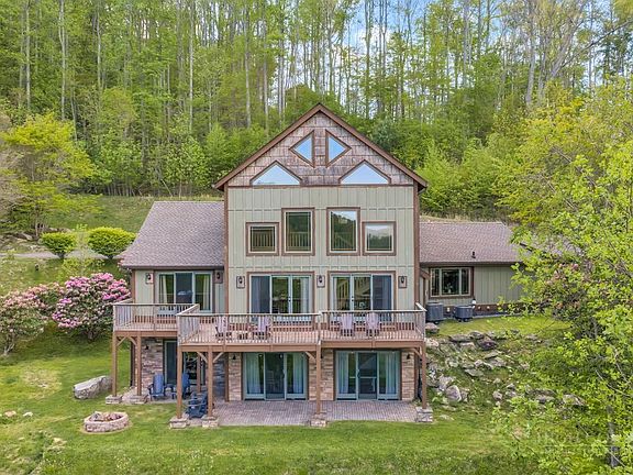 2nd image of 476 Double Knob Road