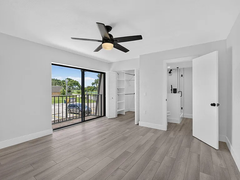 2101 21st Way — Photo 14