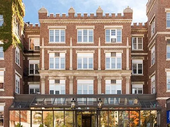 1225 Beacon St #201, Brookline, MA 02446
