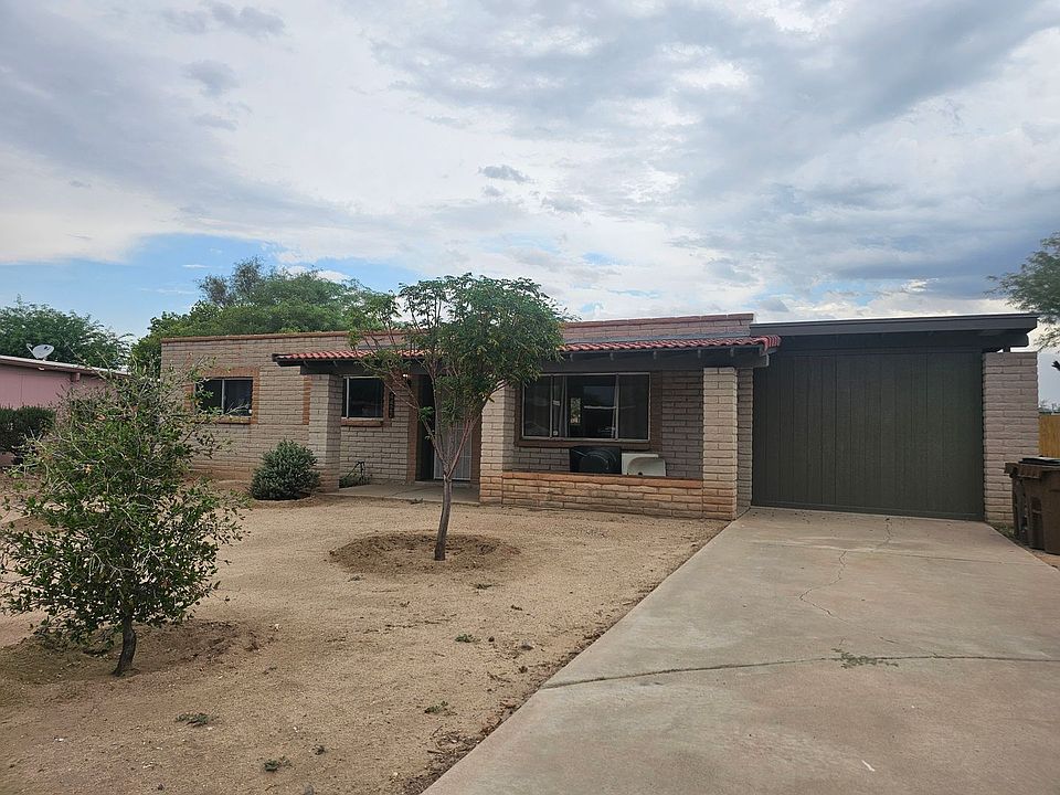 1st image of 4422 W Calle Jacobo