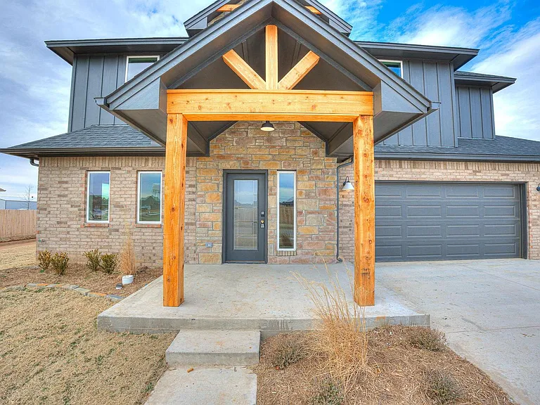 109 Carlow Way — Photo 5
