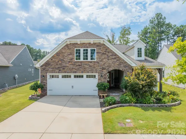 128 Picasso Trl, Mount Holly, NC 28120