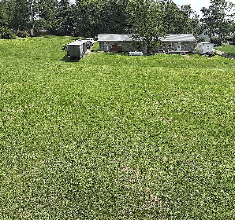 2nd image of 119 Agena Dr