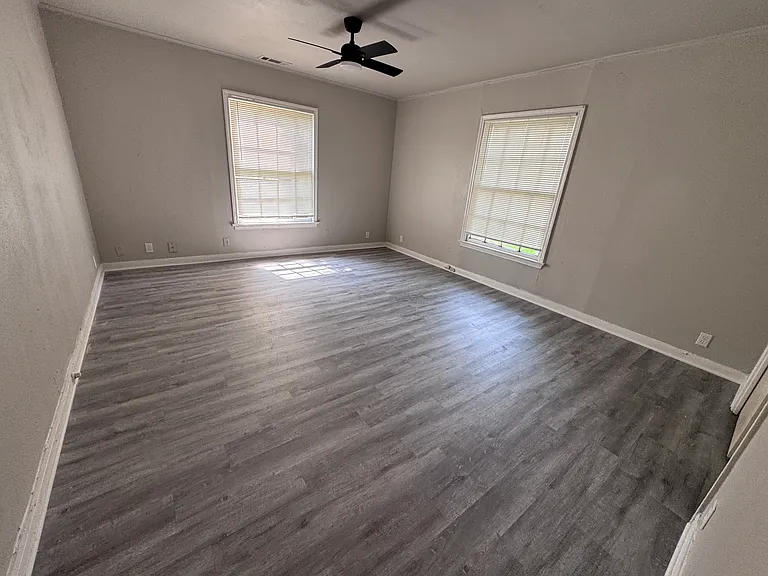 1220 Trinidad St — Photo 12