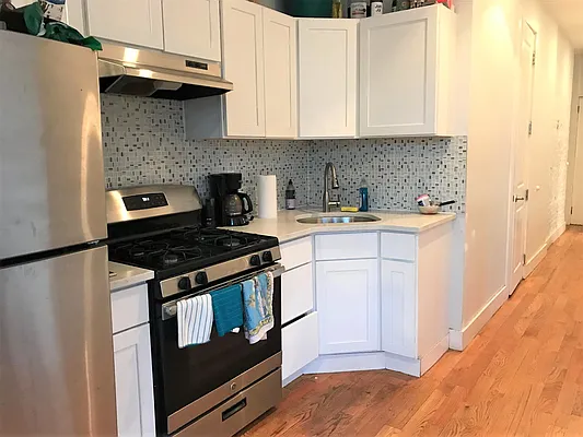 Rented by Lang Realty LLC | media 24