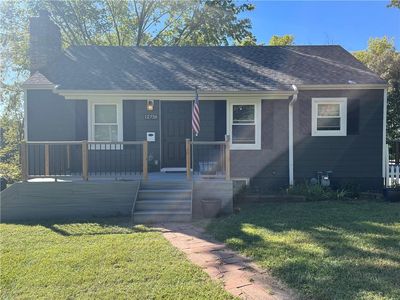 12736 Circle Dr, Shawnee, KS, 66216
