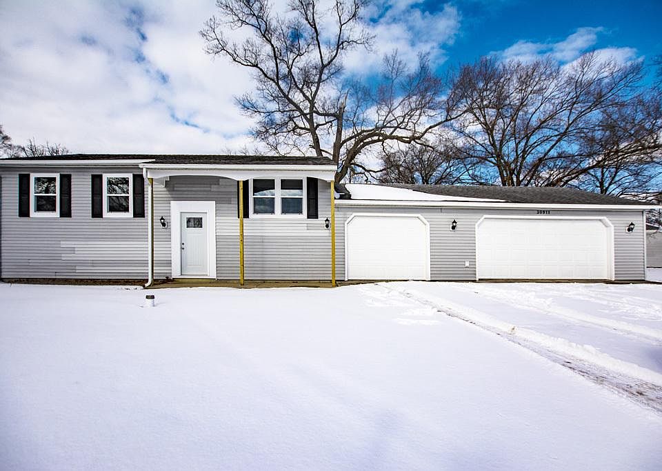 1st image of 30911 Oak Dr