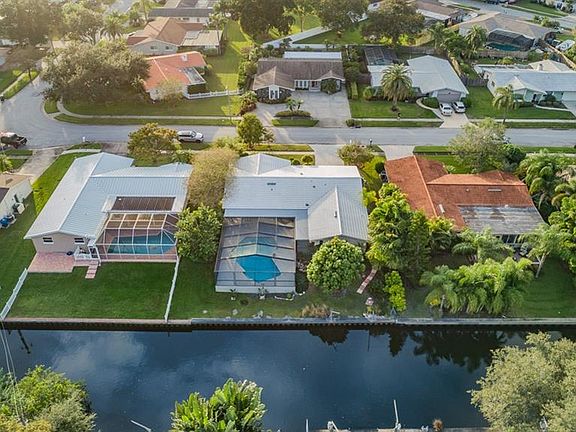 3rd image of 1910 Sandpiper Dr