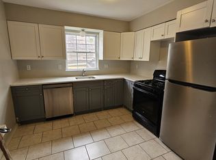 25 Hanford St #2, Newark, NJ 07114