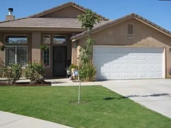 2700 Silver Shore Ln, Bakersfield, CA 93313