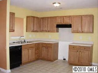217 Glencroft Dr, Wingate, NC 28174