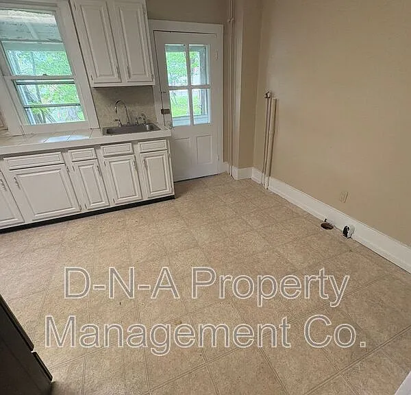 80 Lenox Ave — Photo 6