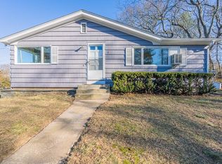 12 Mastuxet Ave, Westerly, RI 02891