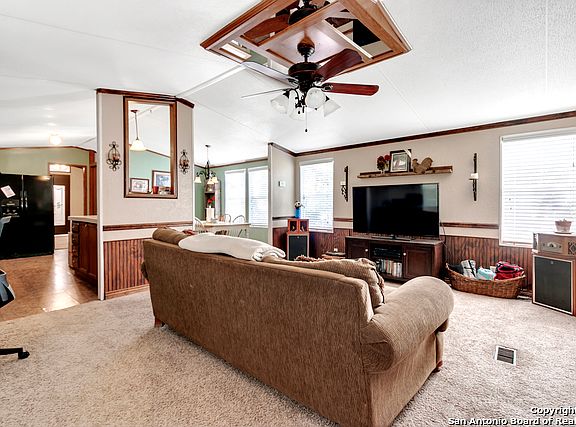3rd image of 23104 Kendall Way