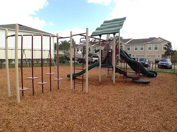 5th image of 4516 Ashburn Square Dr