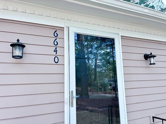 3rd image of 6640 Keystone Dr