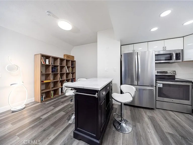 22725 Lakeway Dr #393 — Photo 6