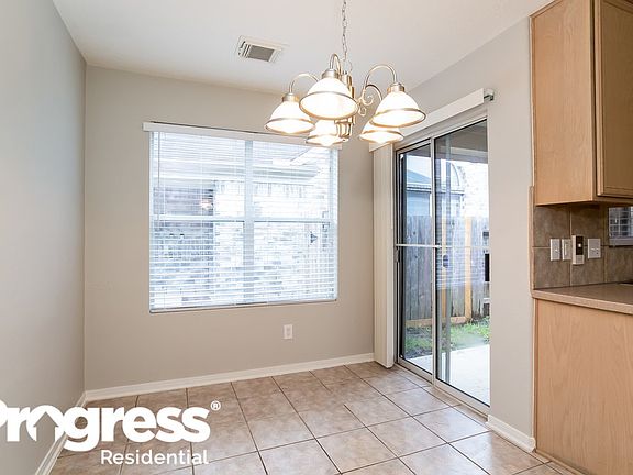 4th image of 12110 N Glen Crossing Cir