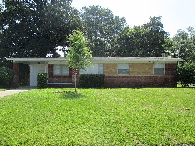 1st image of 2229 Belinda Cir