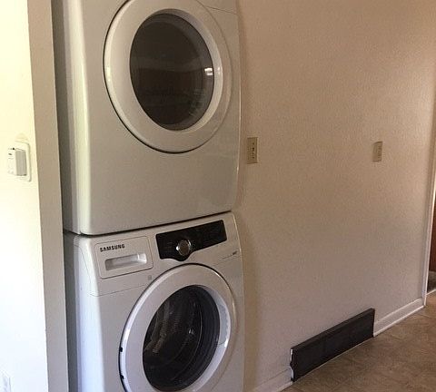 4th image of 790 30th St #10929106