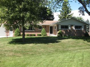 1538 Elwal Ct, Essexville, MI