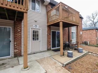 2781 Blackforest Dr APT C, Saint Louis, MO 63129