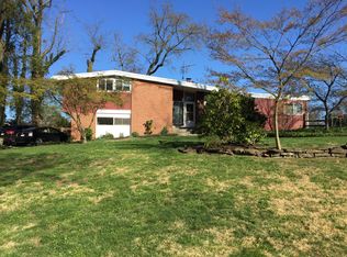 4104 Fountain Grn, Lafayette Hill, PA 19444