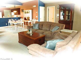 124 Parkview Ln, Bermuda Run, NC 27006
