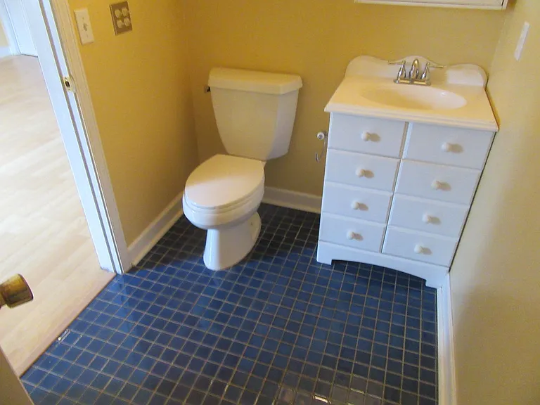 820 Premier Dr — Photo 14