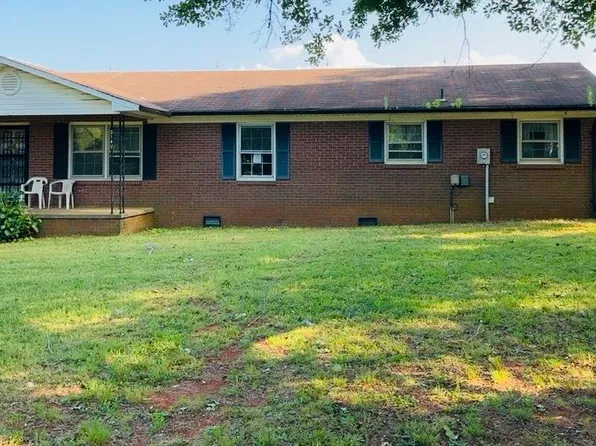2147 Bonner Rd, Cowpens, SC 29330
