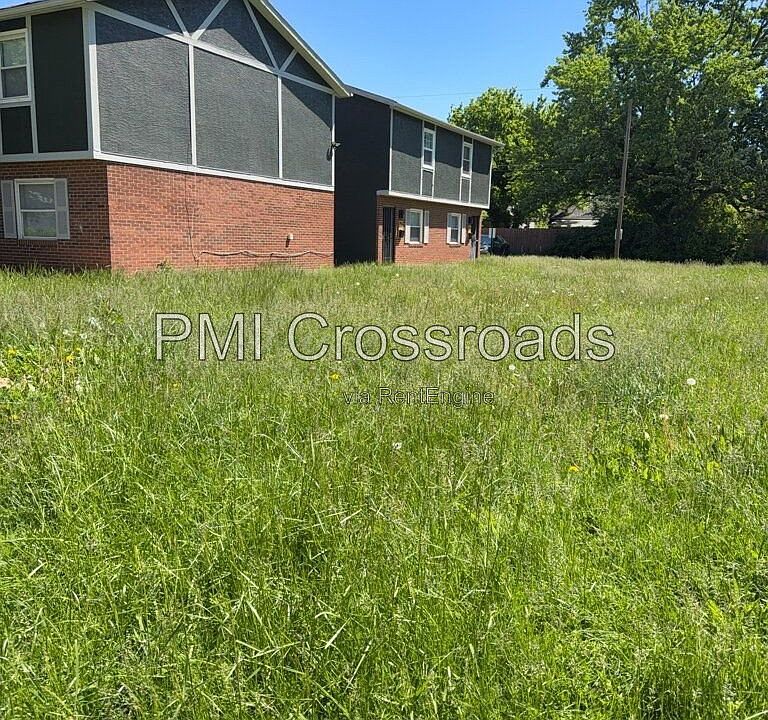 1st image of 3090 Howey Rd