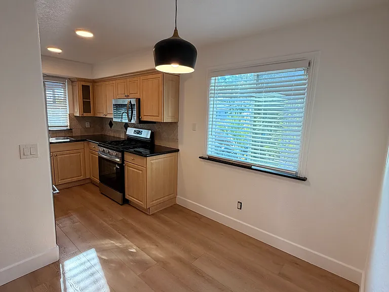 3909 Monroe Ave #110 — Photo 2