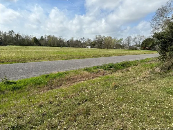 5 Fred Istre Rd, Sulphur, LA 70665