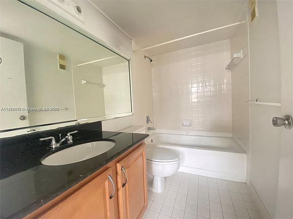 5th image of 770 Claughton Island Dr APT 1803