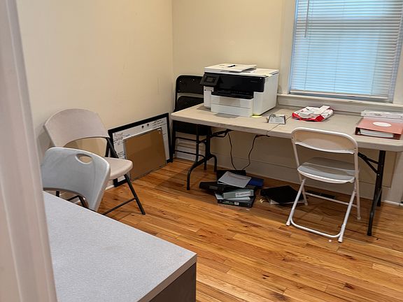 2nd image of 2835 W Girard Ave APT 1B