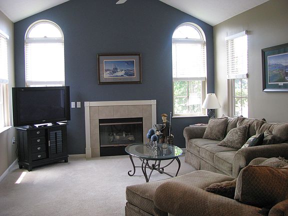 2nd image of 2845 Canterbury Cir #12-D