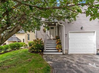 78 Valley Green Ct #A, North Providence, RI 02904