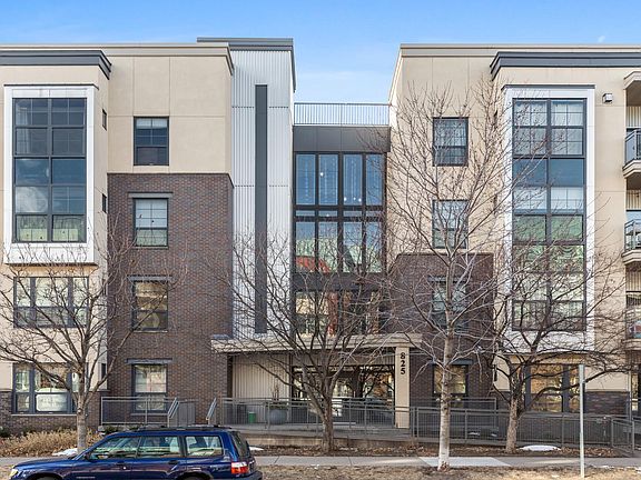 4th image of 825 Berry St APT 305