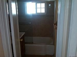 5th image of 2137 S Fern Ave