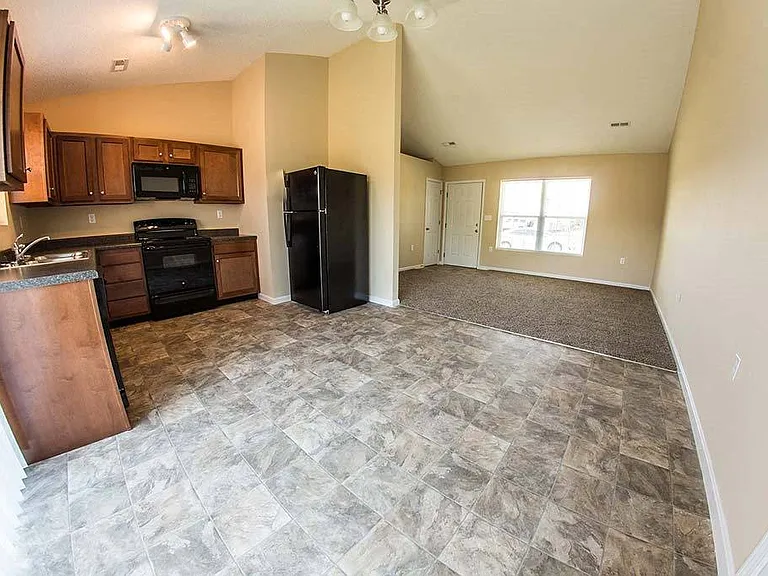 113 Salem Springs Dr — Photo 14